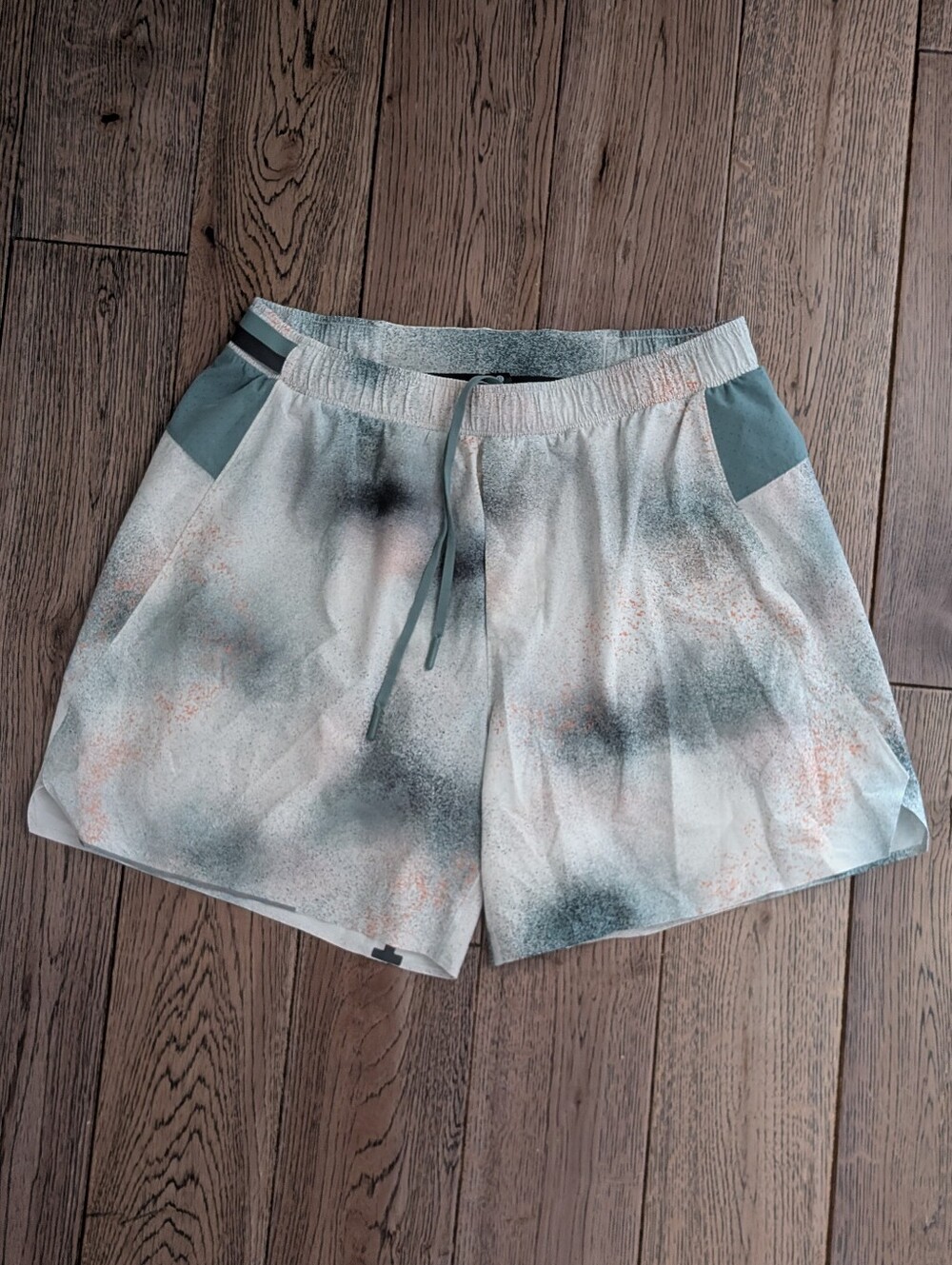 Like New! Lululemon Surge Lined Shorts 6”, Spray Camo Silver Blue Multi - Picture 4 of 10